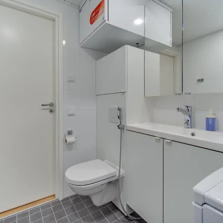 Spot - Turun Satama *